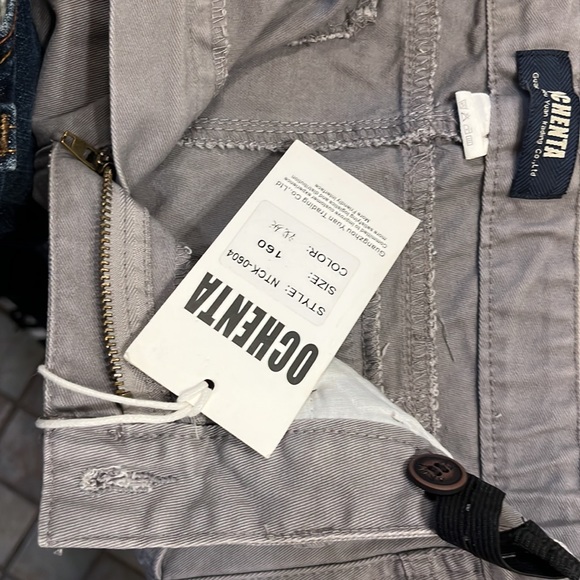 Ochenta size 160 (~US 10) cargo pants w/adjustable waist. Gray. New with tag - Picture 2 of 2